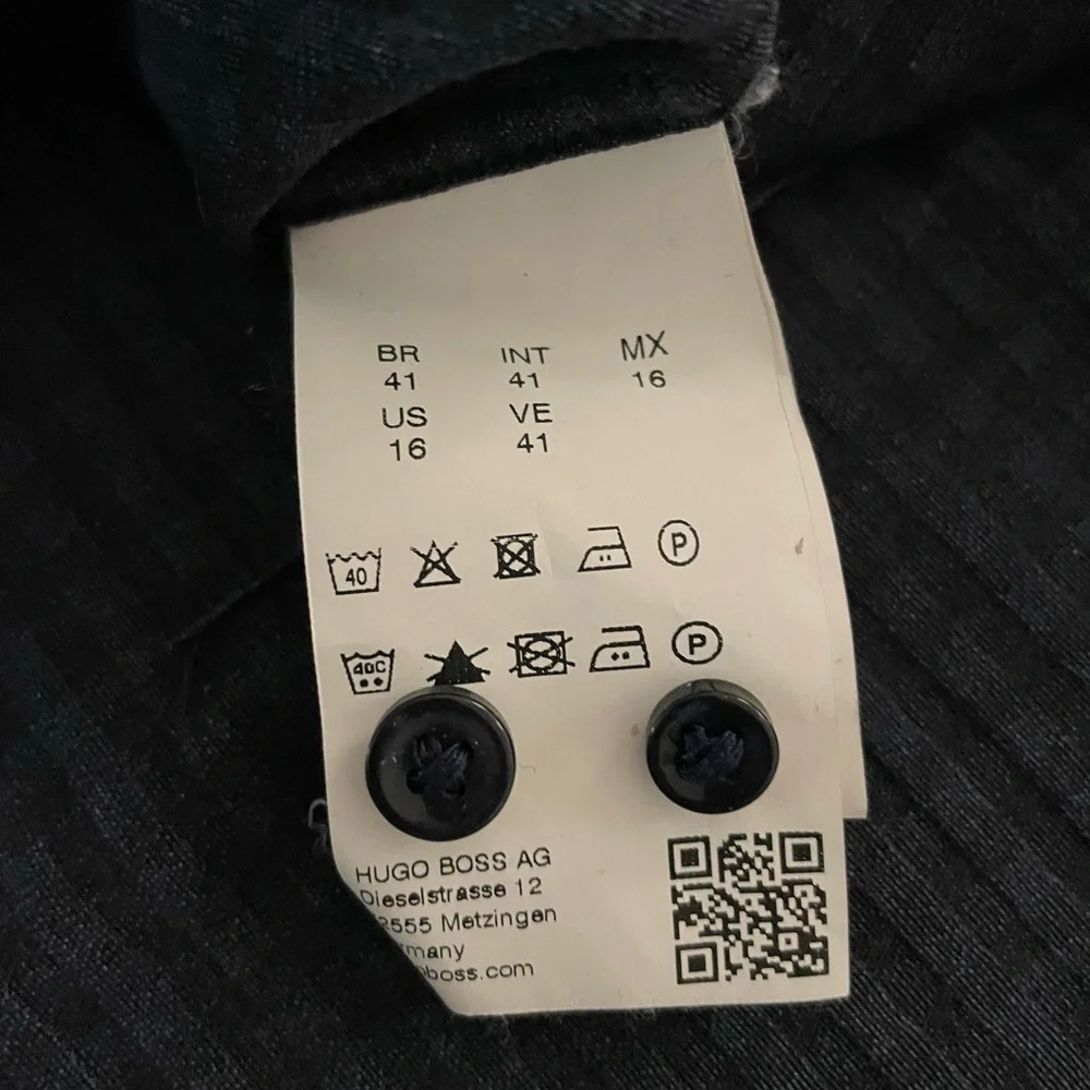 Hugo Boss Black Casual Button Down Shirt with Textured Weave - Picture 4 of 4